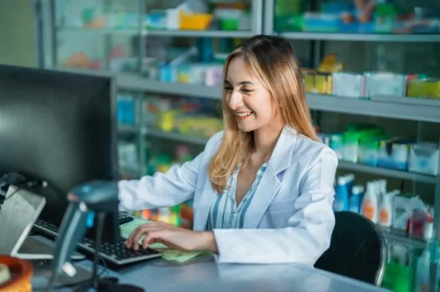 Czy warto zrobić kurs farmaceutyczny?